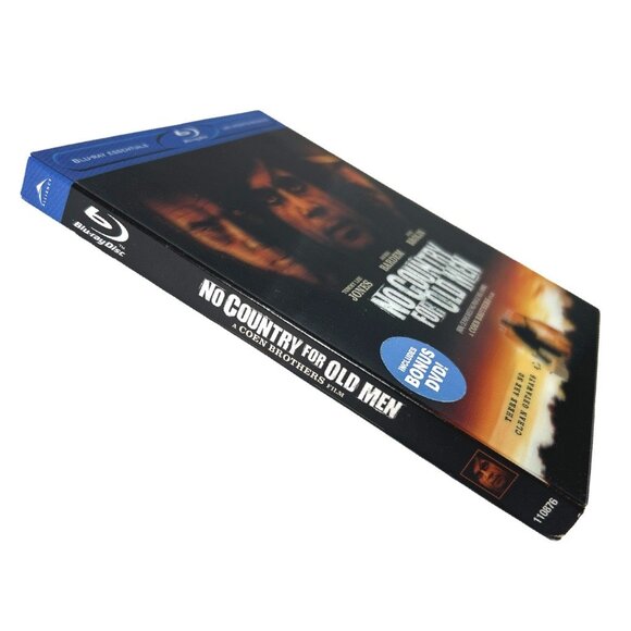 No Country for Old Men Blu-ray w/ Bonus DVD - Picture 3 of 8